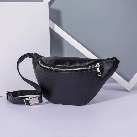 NEW faux leather lightweight zipper fanny pack/waist bag with adjustable strap. - Picture 1 of 8